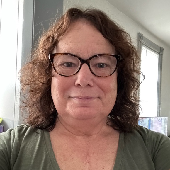 Meet your Posher, Posh - Picture 1 of 2